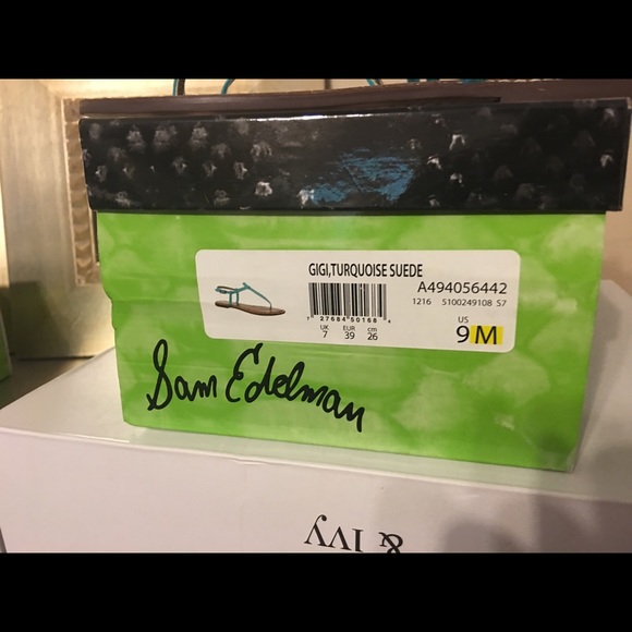 Sandals - Picture 2 of 2